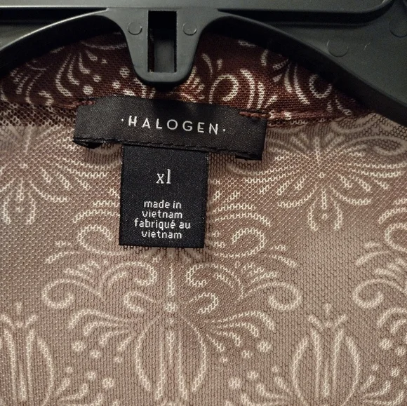 Halogen Blouse - Picture 3 of 4